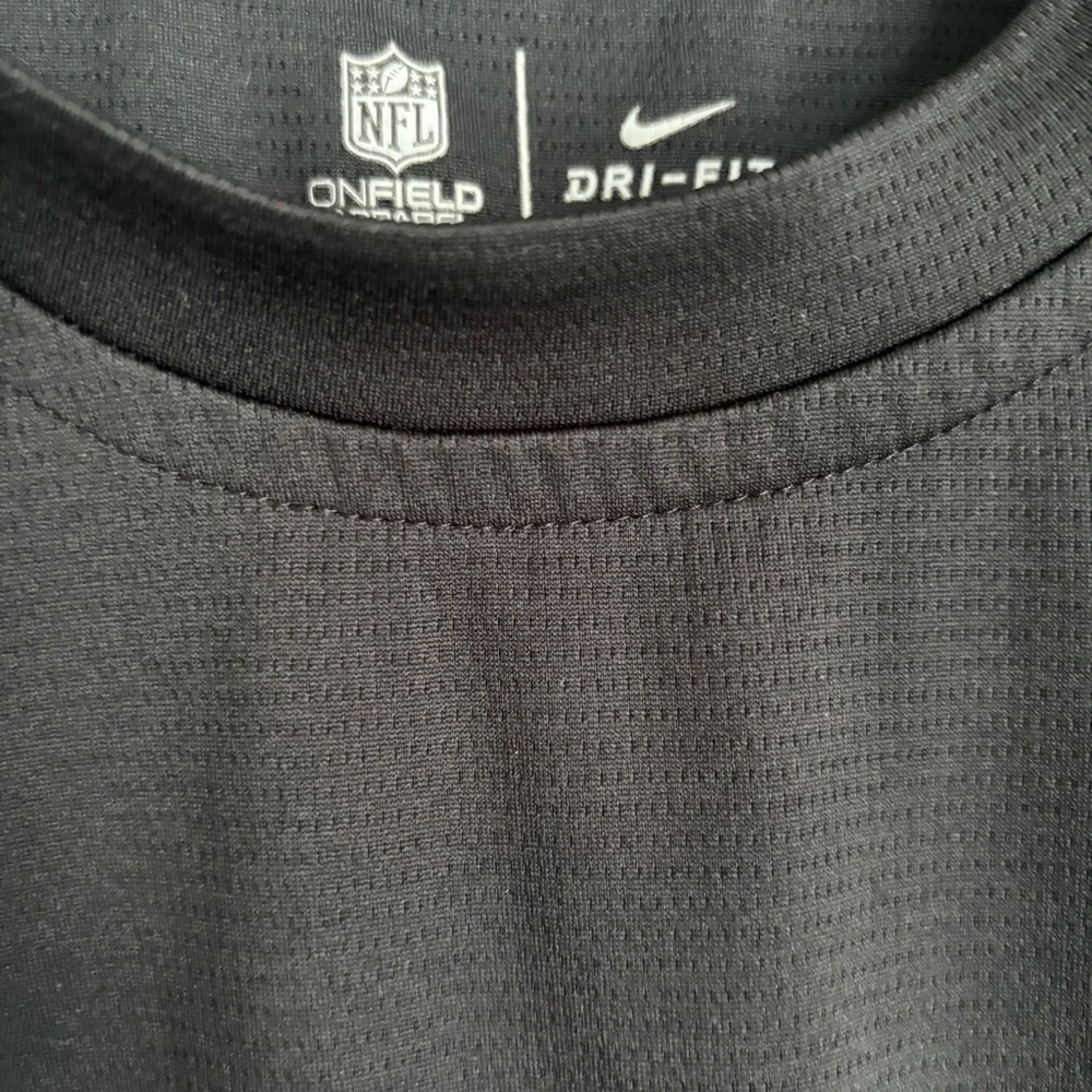 NFL Dri-Fit Black/gray/Red Mens‎ Nike Short Sleeve Tee On field Apparel Size L